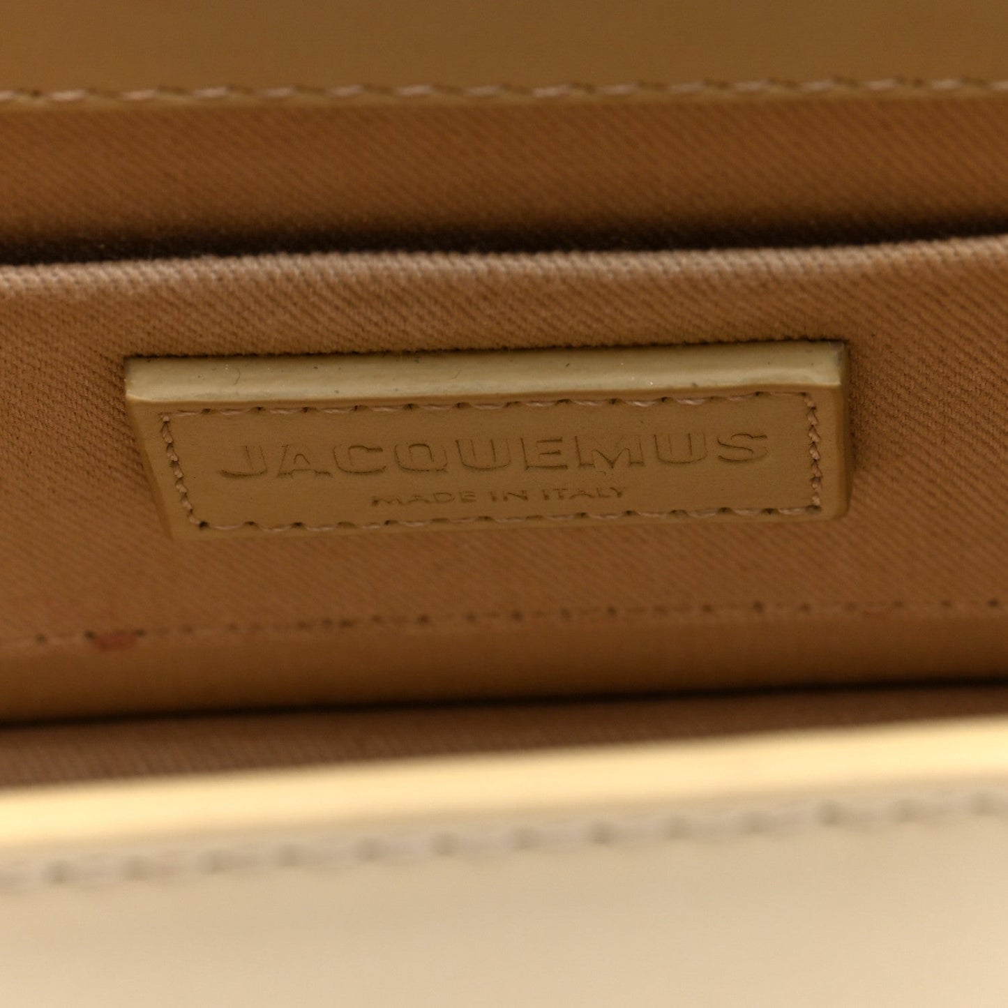 Jacquemus Smooth Calfskin Le Chiquito Moyen Ivory