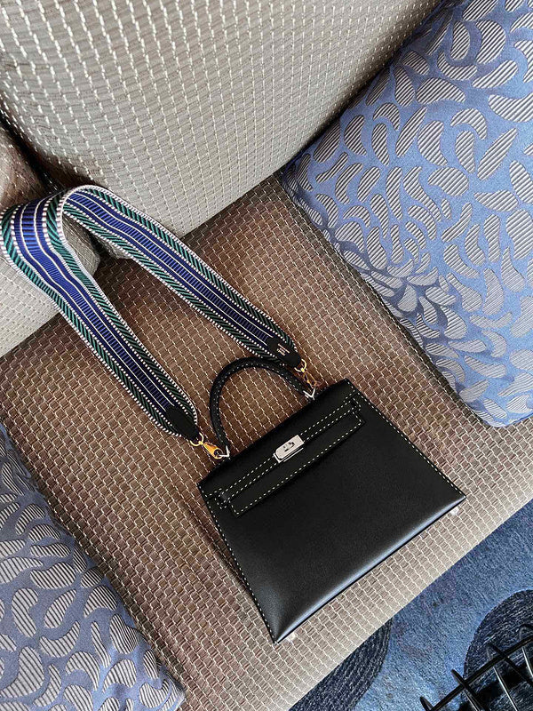 Amelia - HMS Bags - 1525