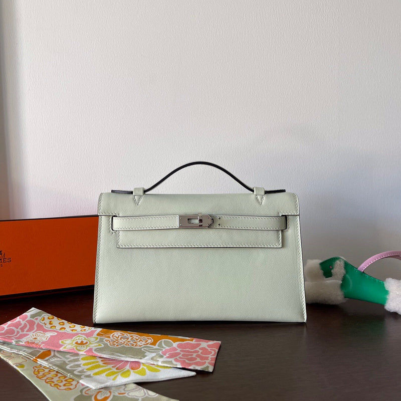 Amelia - HMS Bags - 1693