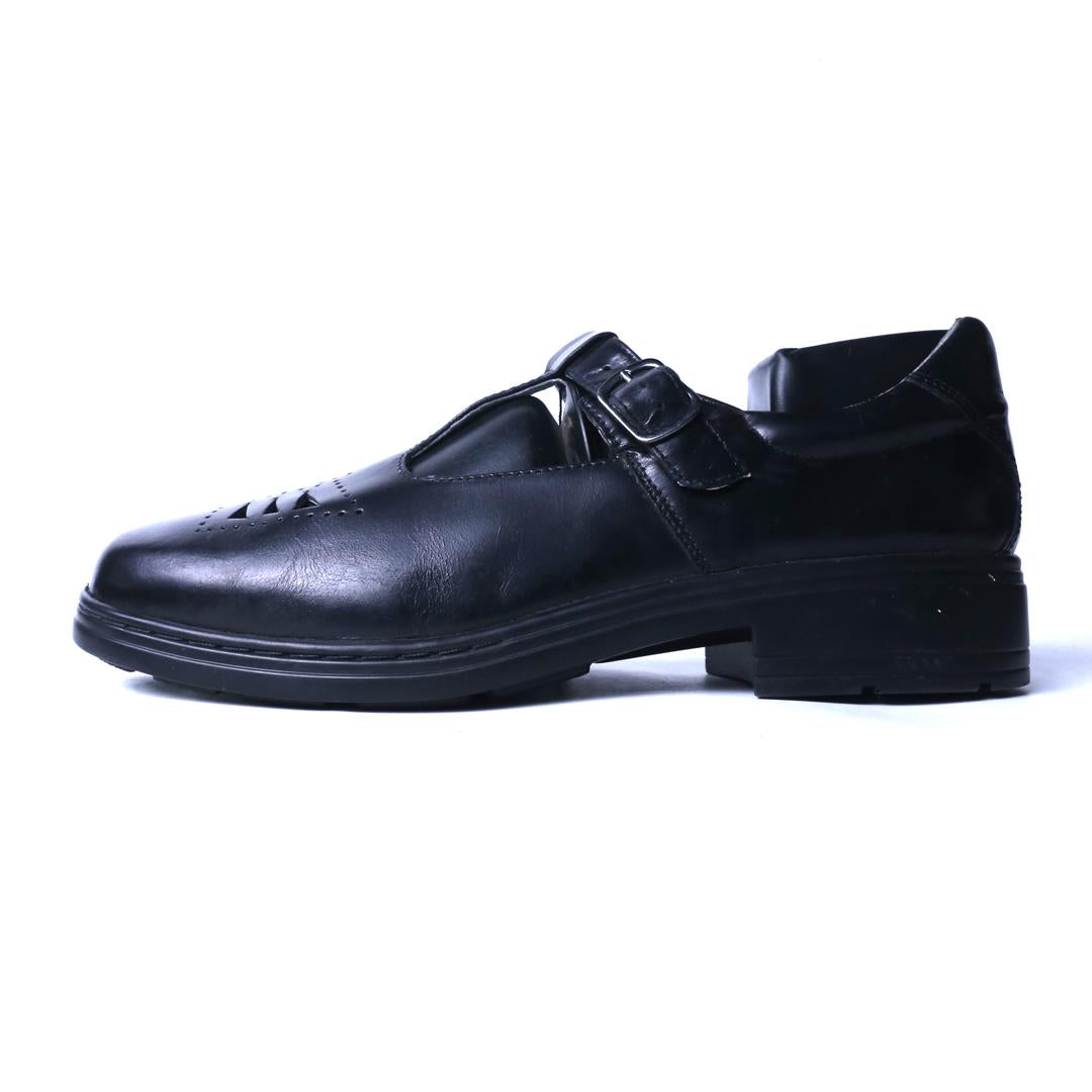CLARKS .