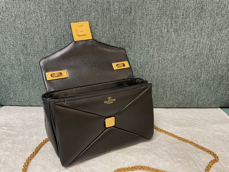 Amelia's Bag Gallery - VEL Bags - 1195