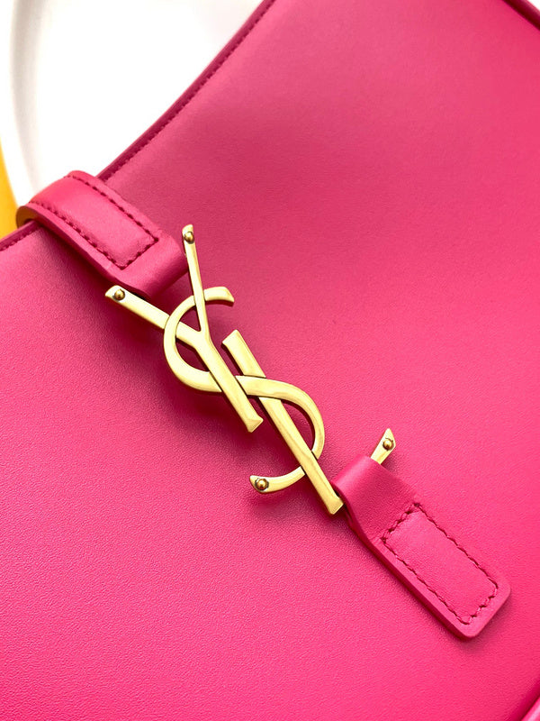 Amelia - YSL Bag - 4125
