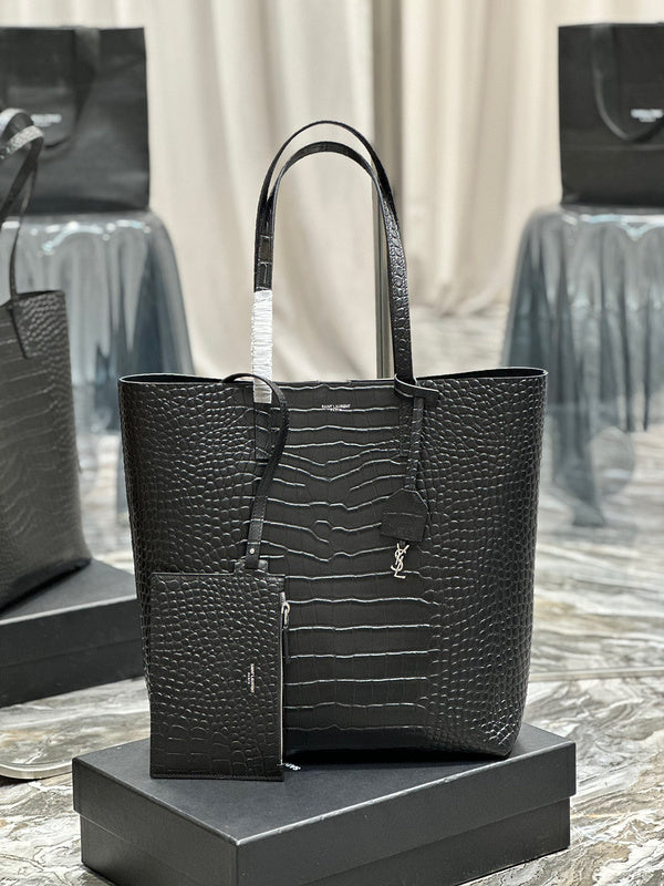 Amelia - YSL Bag - 3951