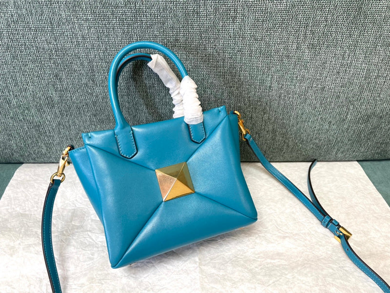 Amelia's Bag Gallery - VEL Bags - 673