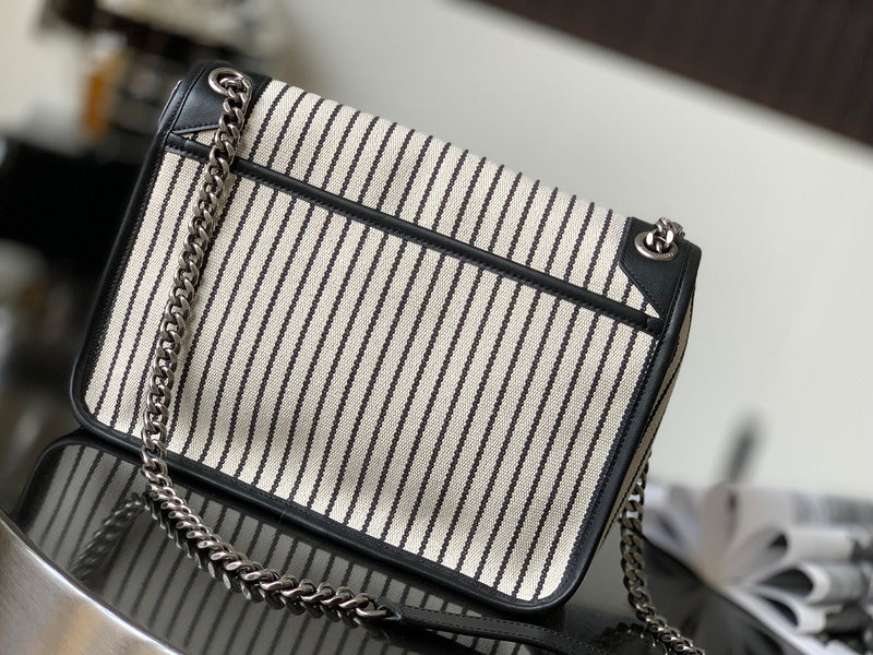 Amelia - YSL Bag - 4194