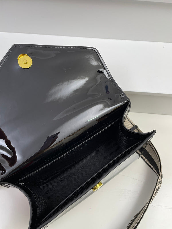 Amelia- PRDA  LUXURY BAGS - 900