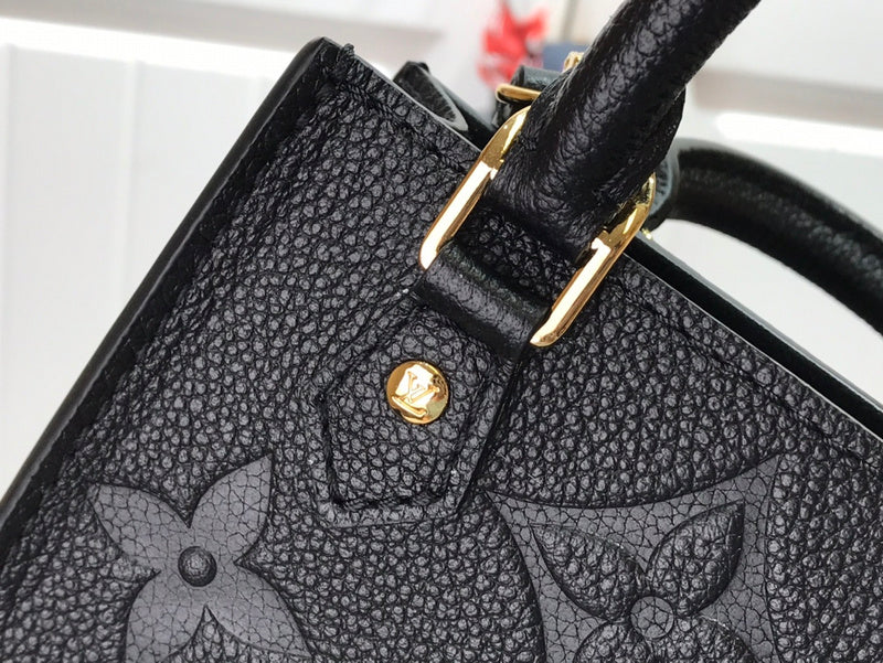 Fan Fashion Lu-Vi bags - 17620