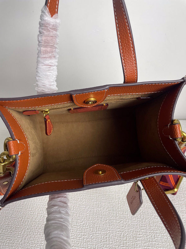 Amelia-i CAH Bags - 228
