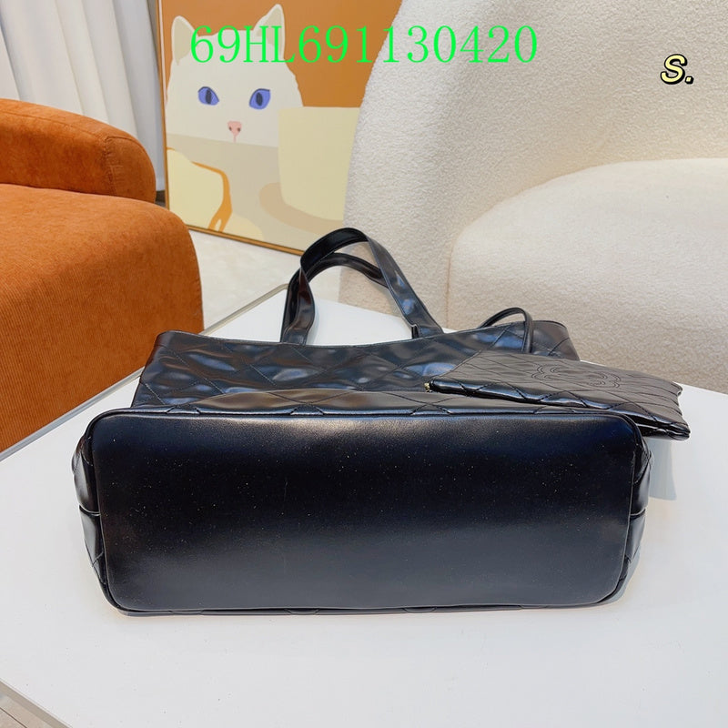 Amelia CHL Bags - 1800