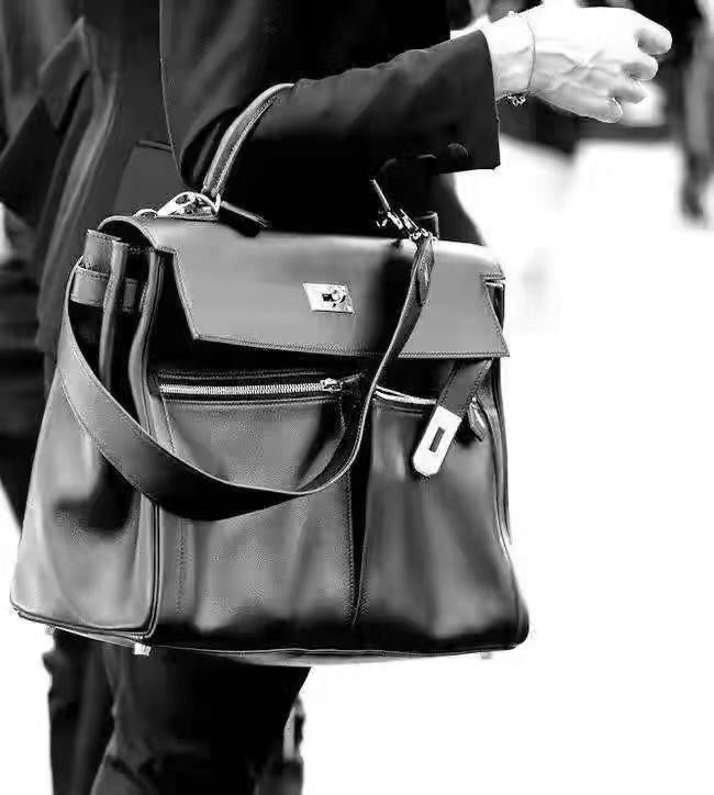 Amelia - HMS Bags - 1672