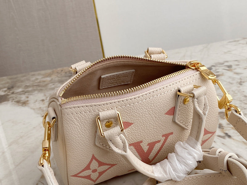 Amelia's Bag Gallery - LOV Bags - 702