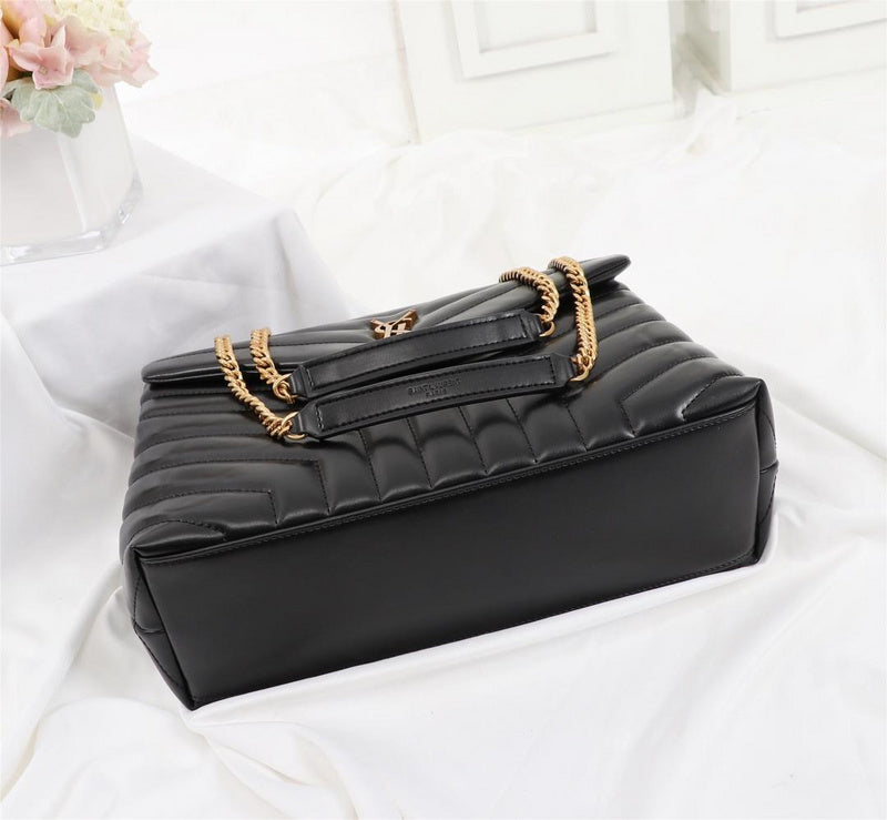 Amelia - YSL Bag - 2826