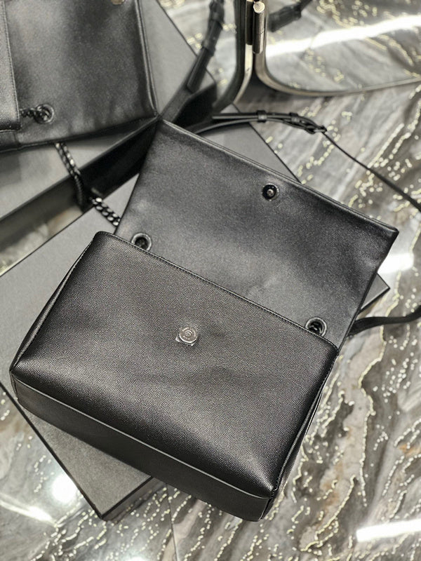 Amelia - YSL Bag - 4002