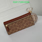 Amelia - CAH Wallet - 087