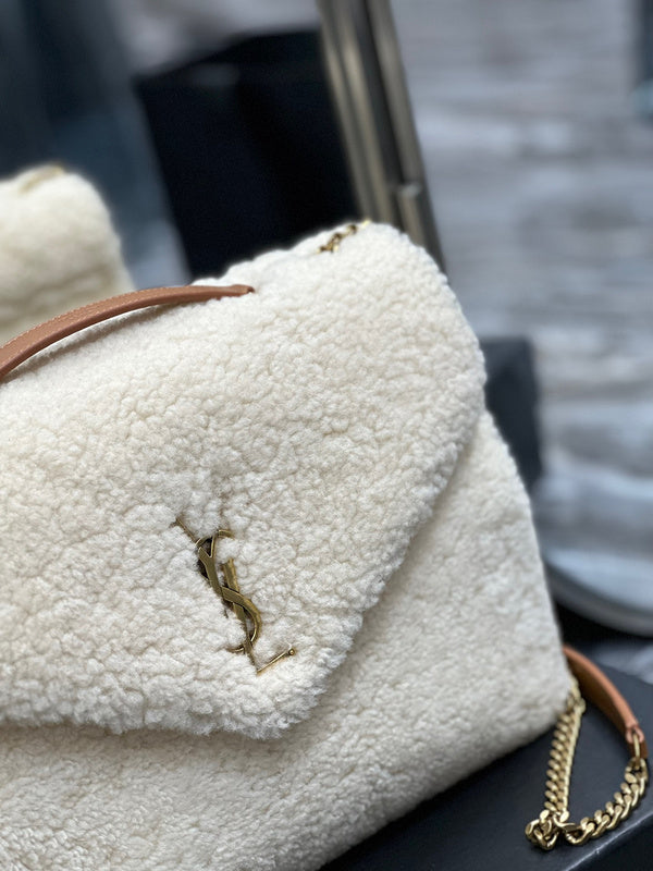 Amelia - YSL Bag - 3921