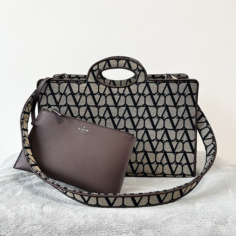 Amelia's Bag Gallery - VEL Bags - 607