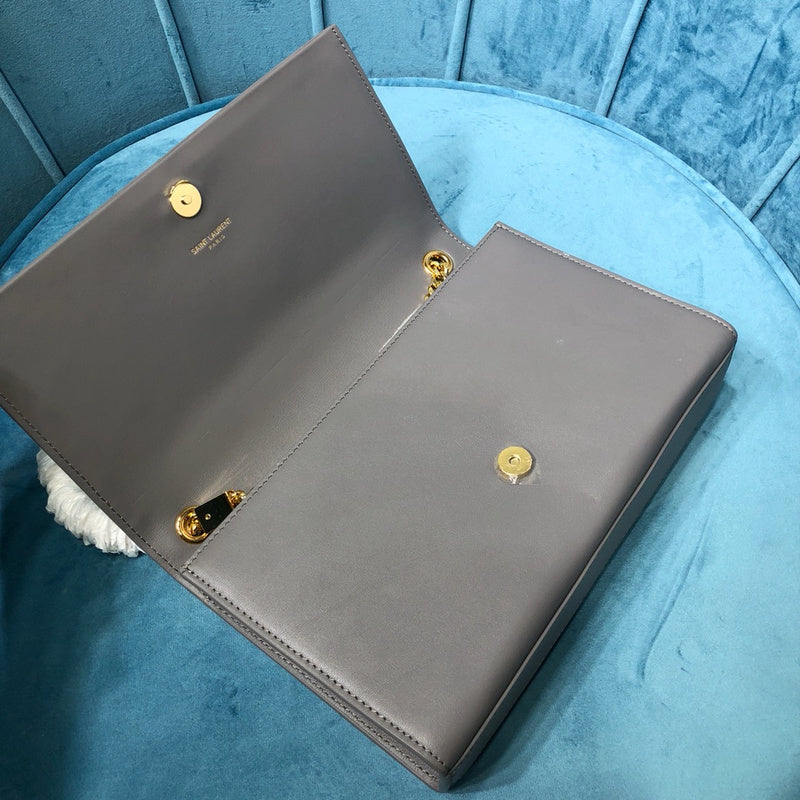 Amelia - YSL Bag - 2282