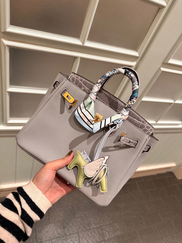 Amelia - HMS Bags - 1547