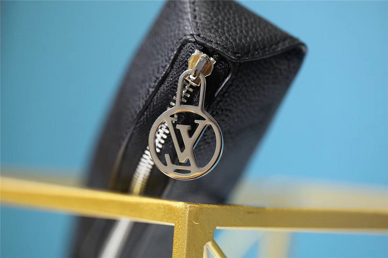 Fan Fashion Lu-Vi bags - 9225