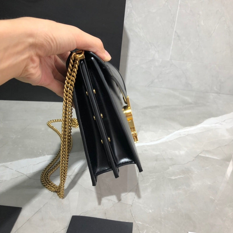 Amelia - YSL Bag - 4059