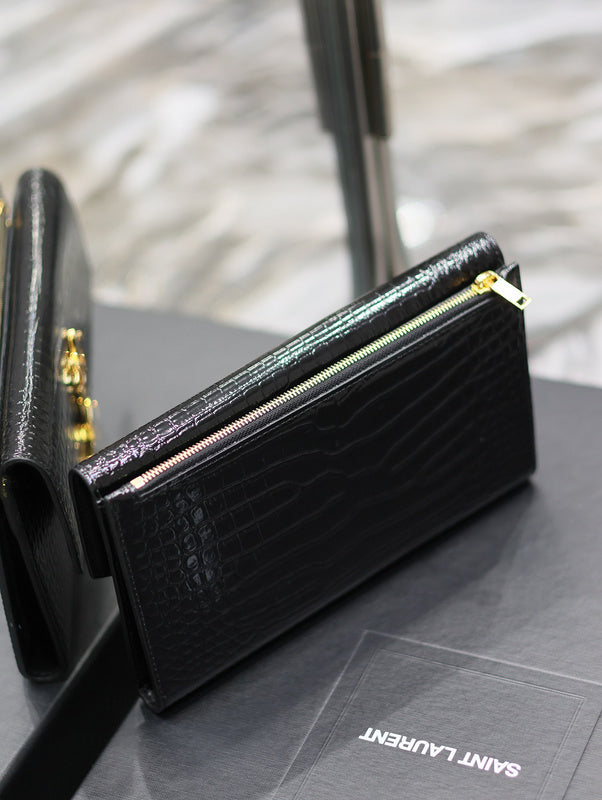 Amelia - YSL Bag - 2356
