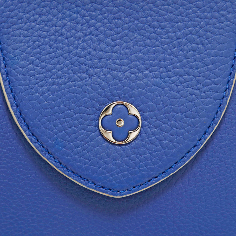 Louis Vuitton Capucines MM Handbag Light Blue