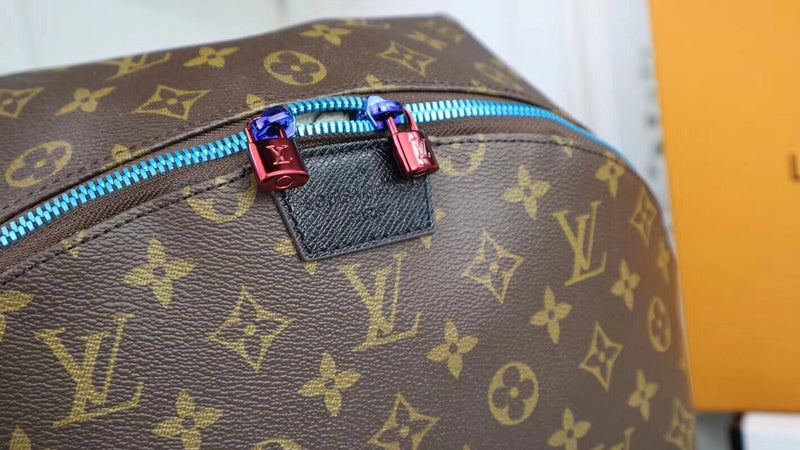 Fan Fashion Lu-Vi bags - 17917