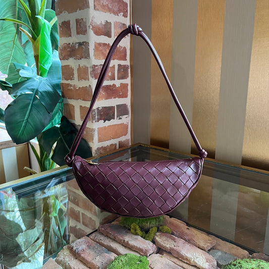 B-VENETA Half Moon Barro M  Brass Nappa Intrecciato Shoulder Bag