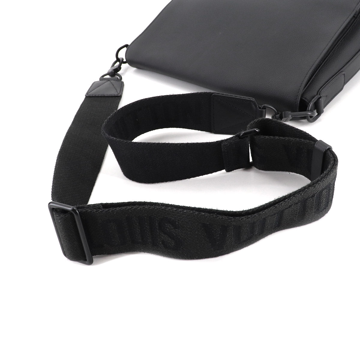 Louis Vuitton Aerogram Takeoff Messenger Shoulder Bag Leather Black