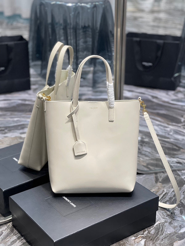 Amelia - YSL Bag - 3952