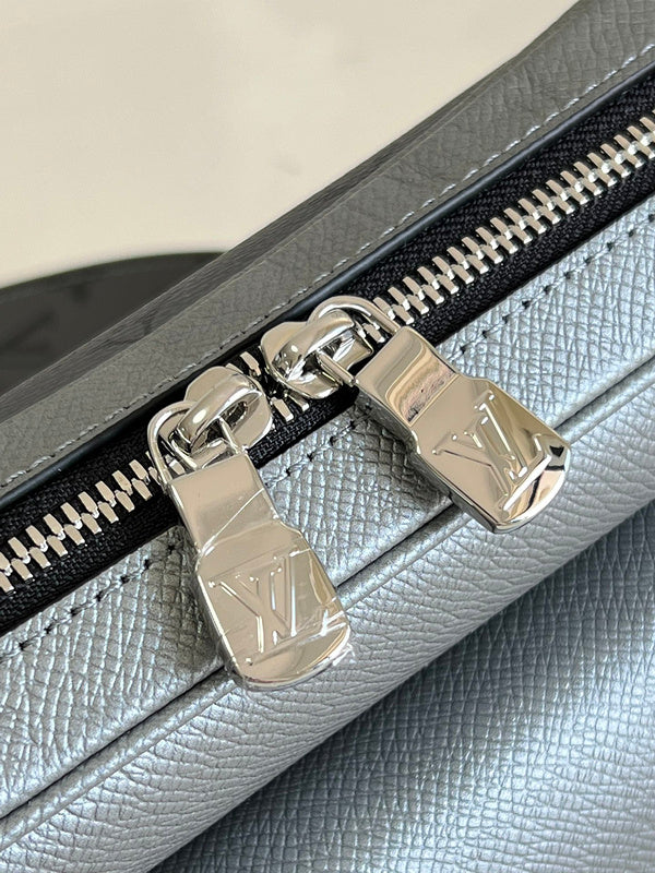 Fan Fashion Lu-Vi Bags - 16757