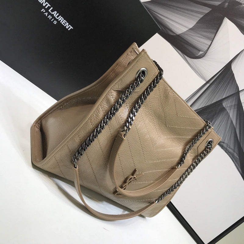 Amelia - YSL Bag - 2339