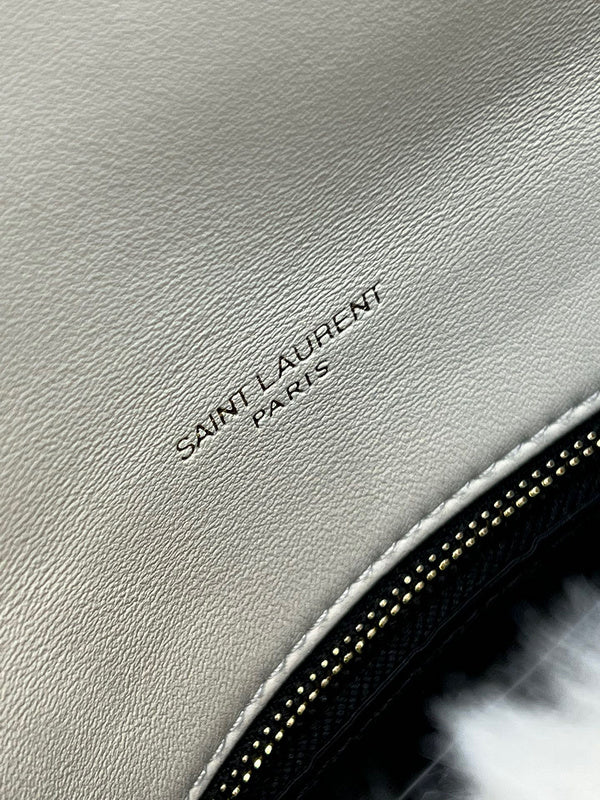Amelia - YSL Bag - 4162
