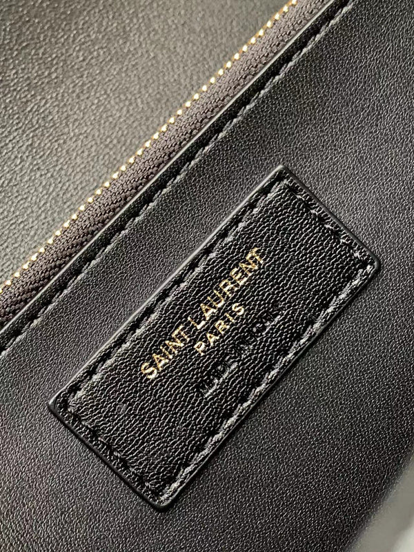 Amelia - YSL Bag - 3760