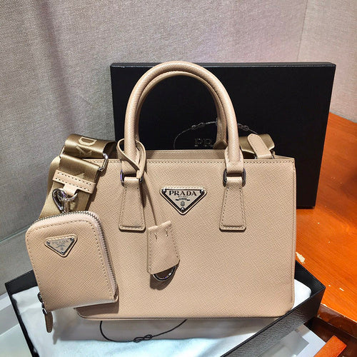 Barnes-Bags - Prada Bags - 858