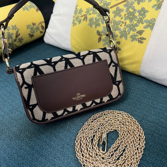 Amelia's Bag Gallery - VEL Bags - 419