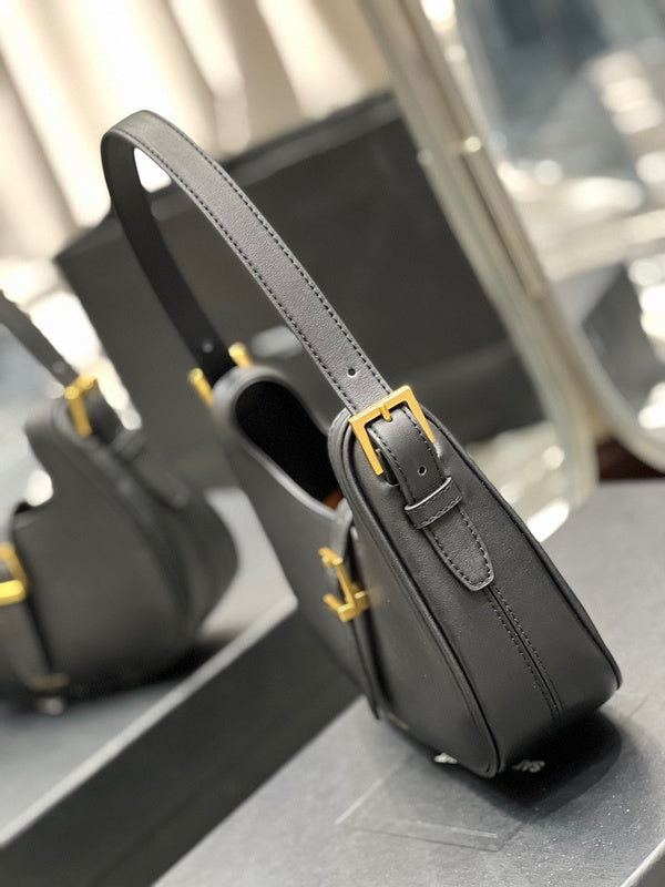 Amelia - YSL Bag - 3913