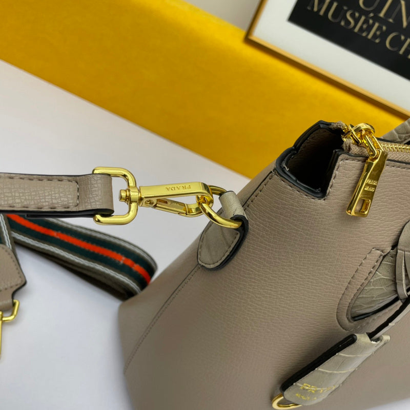 Amelia- PRDA  LUXURY BAGS - 087