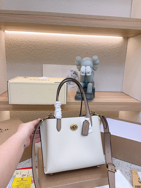 Amelia - CCH Bags - 095
