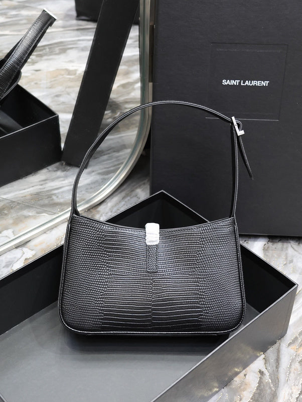 Amelia - YSL Bag - 2501