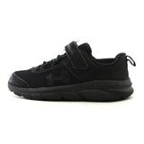 UNDER ARMOUR  ASSERT 8