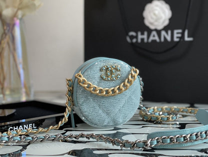 Wellow Bags - Chanel - Bags  - 672