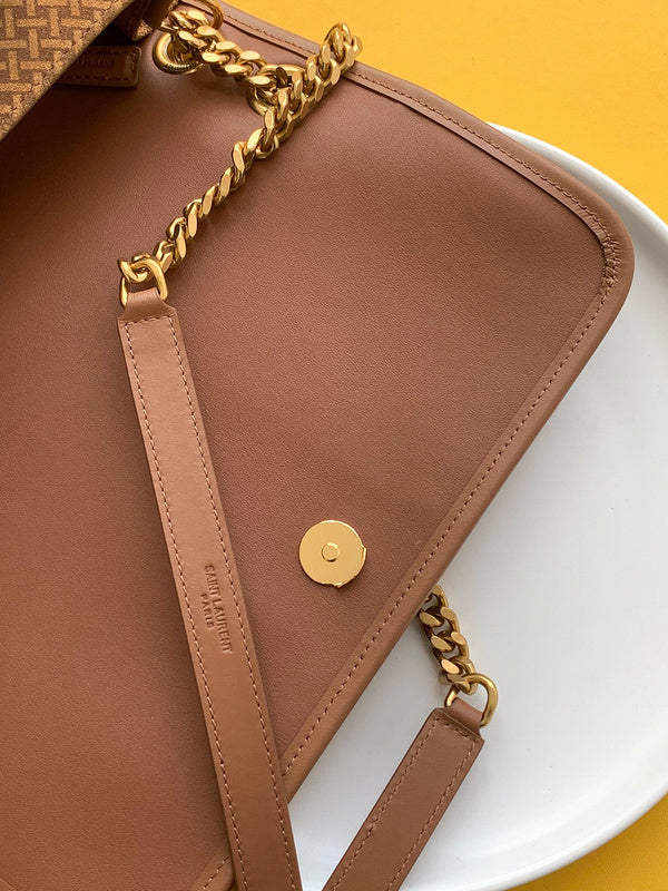 Amelia - YSL Bag - 3614