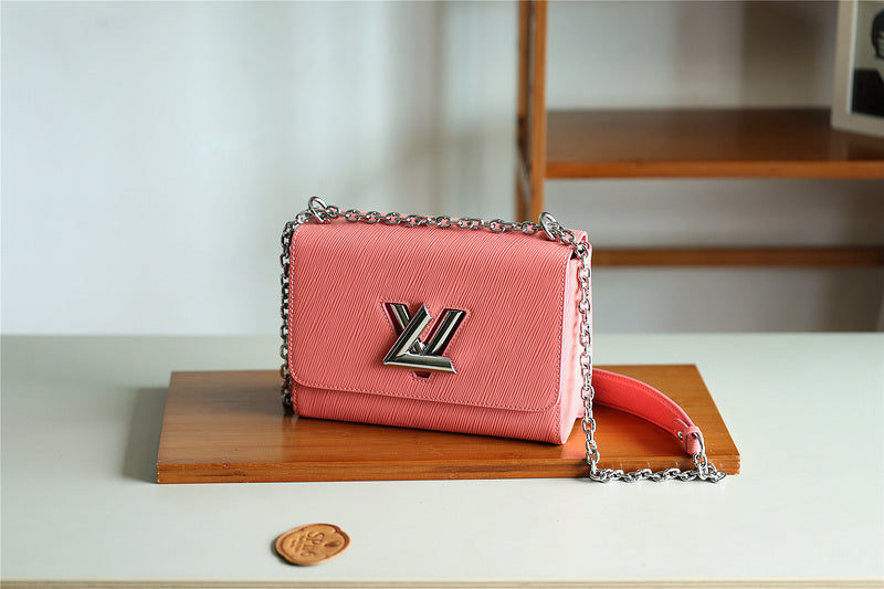 Fan Fashion Lu-Vi bags - 8501
