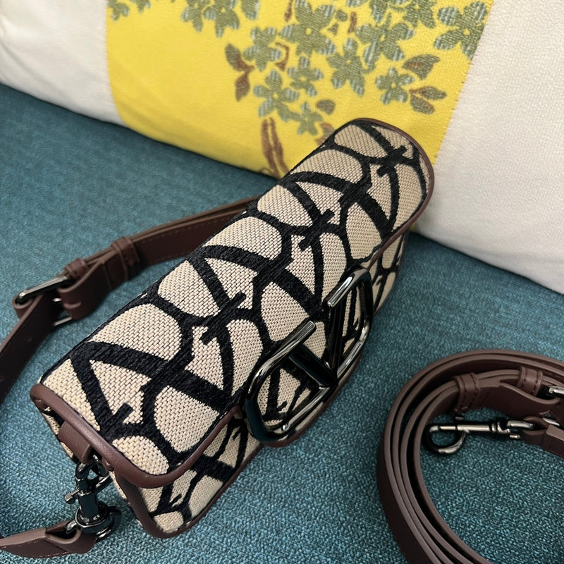 Amelia's Bag Gallery - VEL Bags - 403