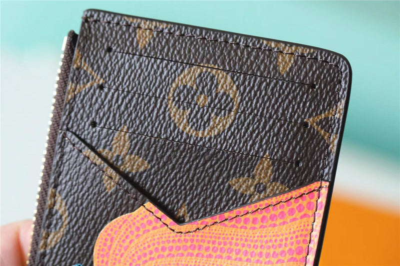 Fan Fashion Lu-Vi bags - 8738