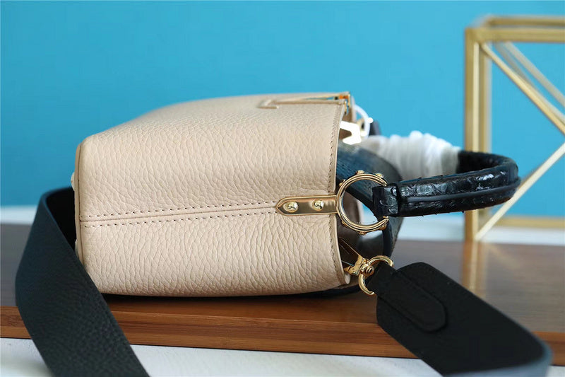 Fan Fashion Lu-Vi bags - 8340