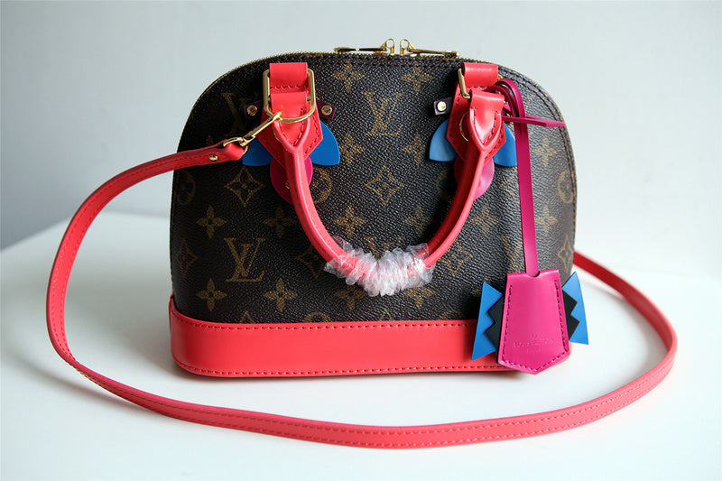 Fan Fashion Lu-Vi bags - 8281