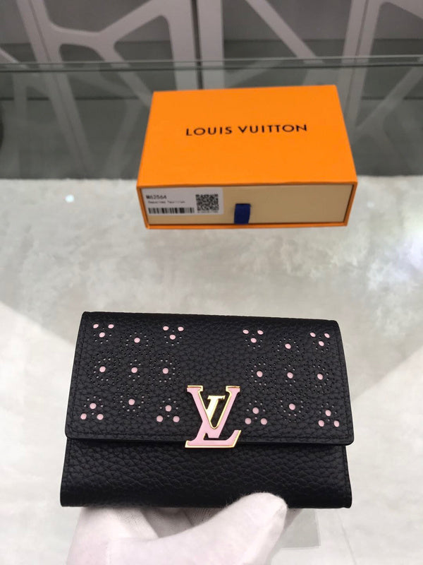 Fan Fashion Lu-Vi bags - 9002