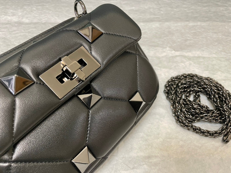Amelia's Bag Gallery - VEL Bags - 549